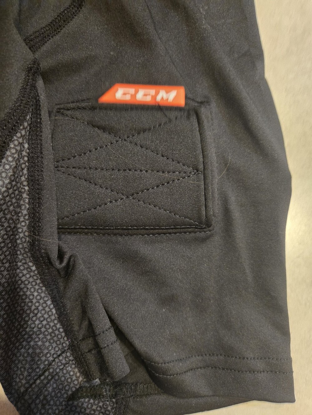 CCM Women's Hockey Compression Shorts With Jill. Size Small. - Picture 4 of 5